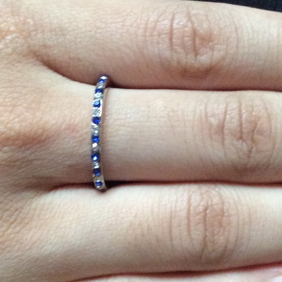 πΊ Blue & White Sapphire Band - Picture 4 of 4